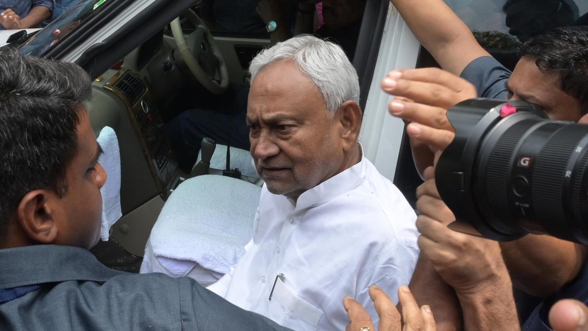 An unusual Nitish Kumar